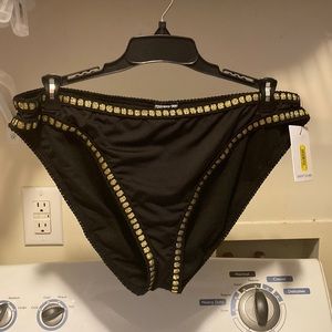 Swimsuit bottoms